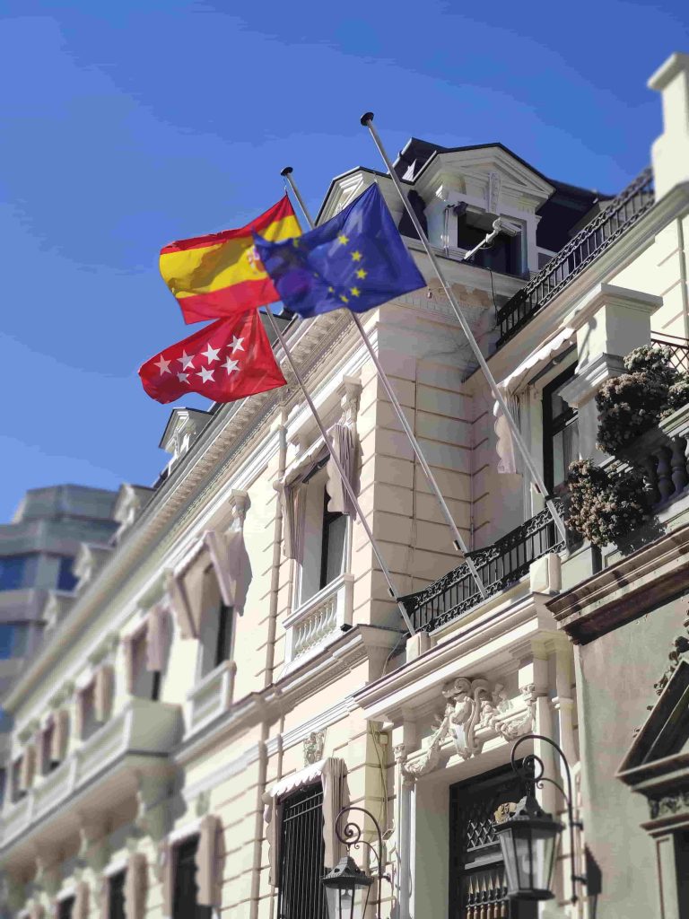 Permiso de residencia y trabajo en España